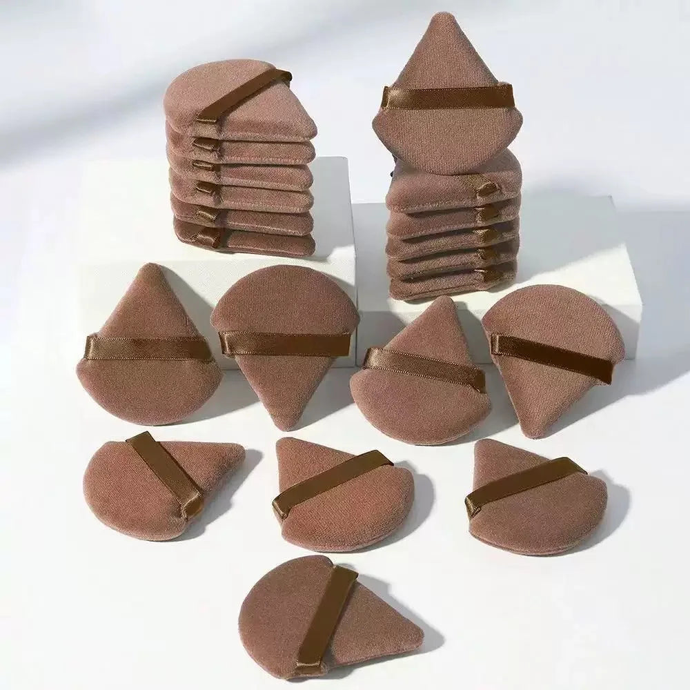 CHARMINGPOSE Makeup Brush Set 56 Piece Travel Kit Cleaning Tools Daily Use